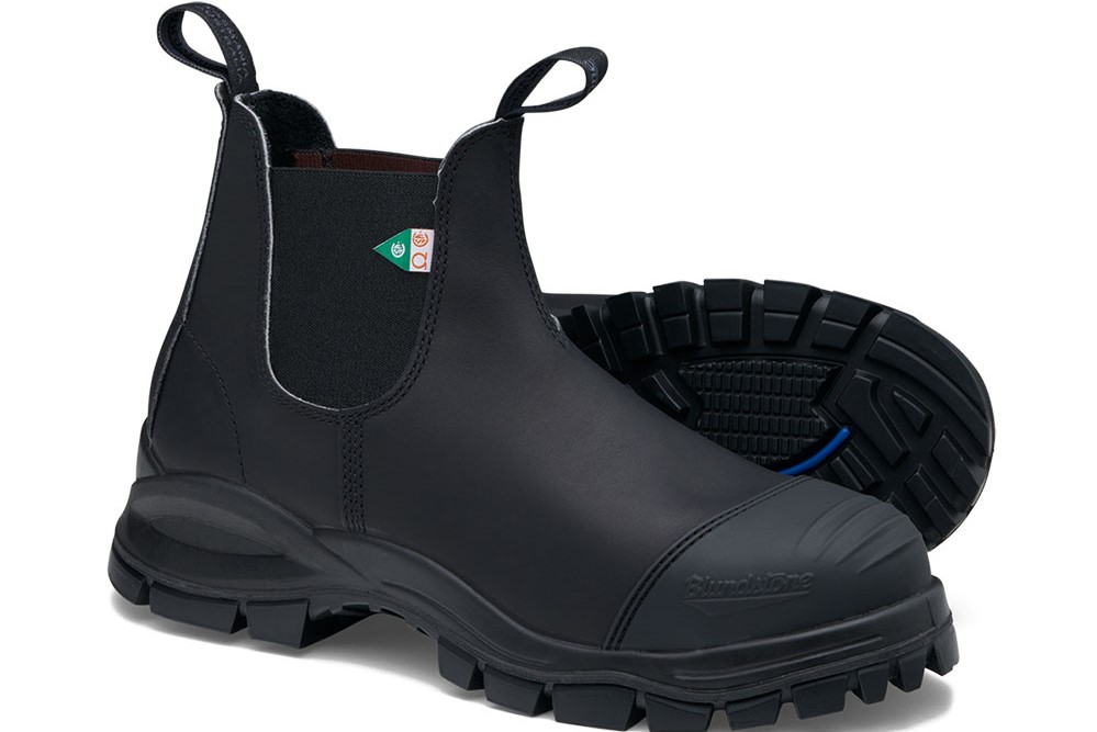 blundstone steel toe marks